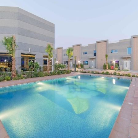 منتجع سوليس فيلا الرياض Solis Villa Resort Riyadh Bagian luar foto